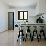 Phaedrus Living: Seaside Flat Constantinos 113 Διαμέρισμα